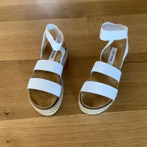 Steve Madden White Sandals